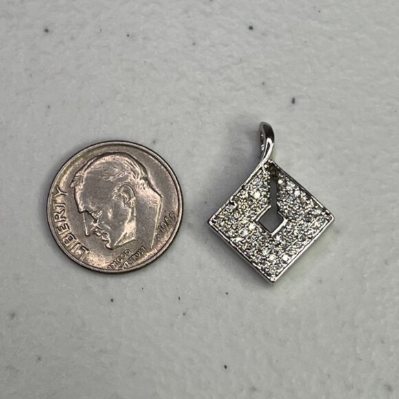 Square Shaped Silver Tone Cubic Zirconia Pendant Women's Jewelry - Picture 5 of 9